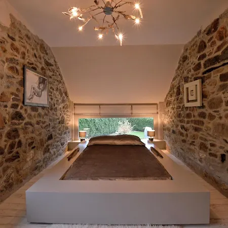 Stylish With Pool, Σπίτι διακοπών